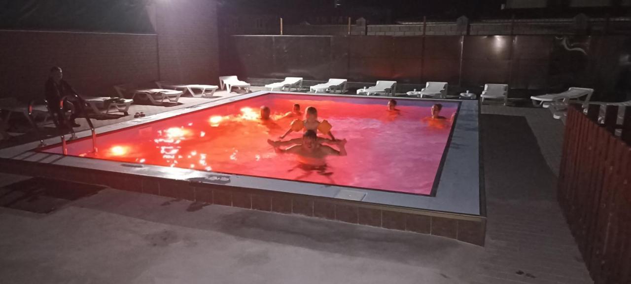 Malibu Guest House Kapchagay Εξωτερικό φωτογραφία