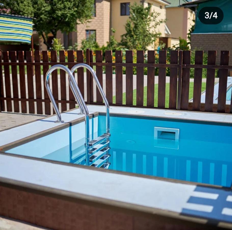Malibu Guest House Kapchagay Εξωτερικό φωτογραφία