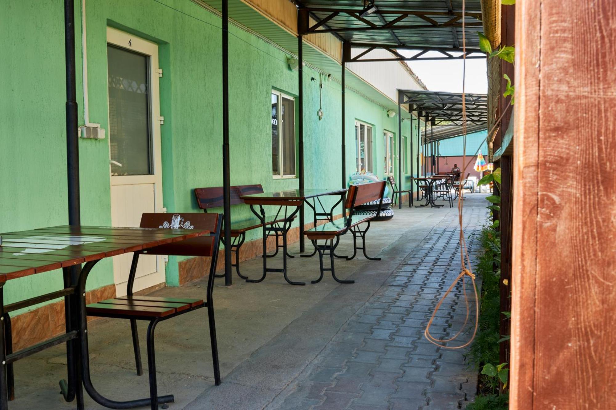 Malibu Guest House Kapchagay Εξωτερικό φωτογραφία