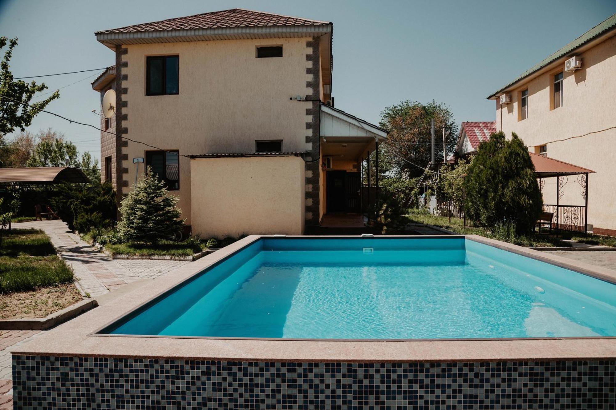 Malibu Guest House Kapchagay Εξωτερικό φωτογραφία