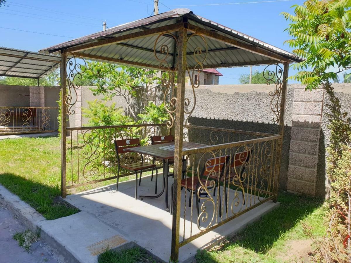 Malibu Guest House Kapchagay Εξωτερικό φωτογραφία